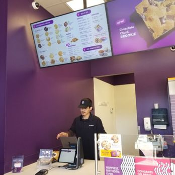 Insomnia Cookies - The interior of Insomnia - Ice Cream & Frozen Yogurt Near Me - Santa Barbara, California