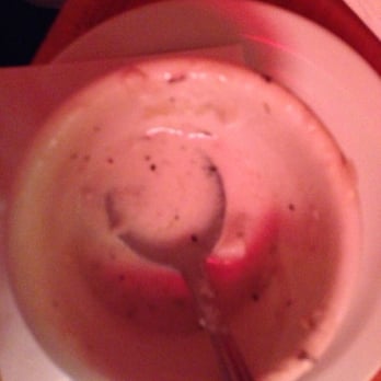 Laurino's Tavern - Good clam chowder - interesting spice but should flip the clam/potato ratio - Italian Near Me - Brewster, Massachusetts