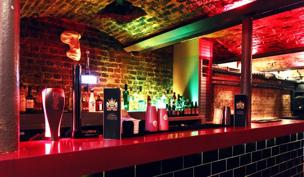 Apples & Pears Cocktail Bar by null