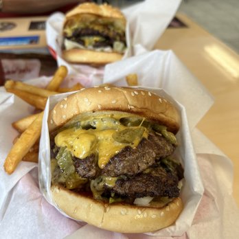 Burger Boy - It don't get any better than this. Best green chile cheeseburger I've ever had. Watch our full report on Facebook at the Manana Cafe. - Burgers Near Me - Cedar Crest, New Mexico