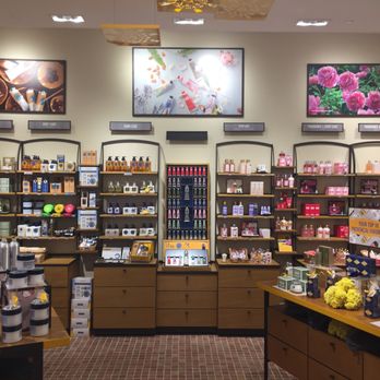 L'Occitane en Provence - Skin Care Near Me - Atlanta, Georgia L'Occitane en Provence - Skin Care Near Me - Atlanta, Georgia