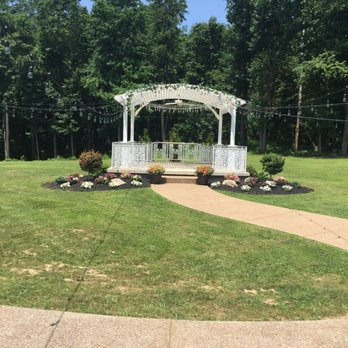 Greenhouse Winery - Venues & Event Spaces Near Me - Irwin, Pennsylvania