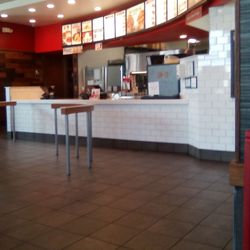 Inside Arby's at the front counter. Orderly and pleasant service up front. Drinks are self serve. They brought the food to my table.