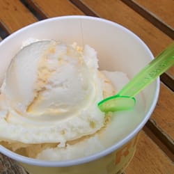 Roberta - Eisprobe: Sahne mit Orange und Zitrone