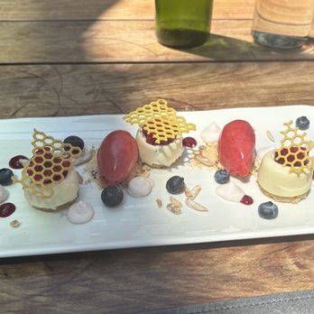 Faubourg Montclair - Panacotta cakes for dessert - French Near Me - Montclair, New Jersey