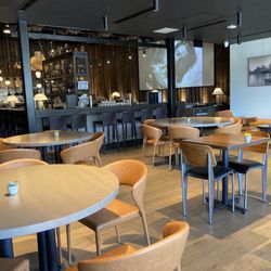 The Maligne Range - Seating area