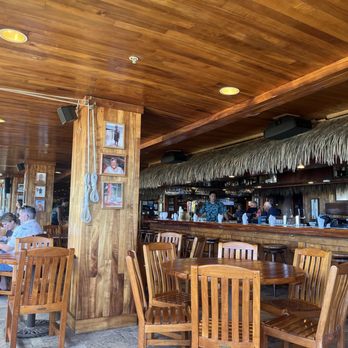 Duke's Waikiki - Bar - Hawaiian Near Me - Honolulu, Hawaii