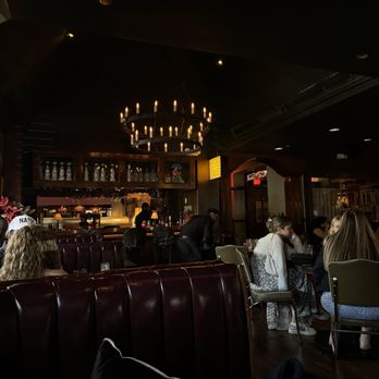 Las Palmas - ambiance - Mexican Near Me - Dallas, Texas