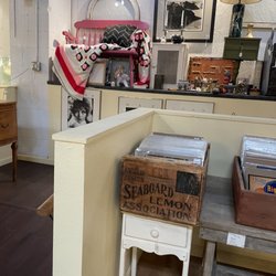 Treasures of Ojai - Inside