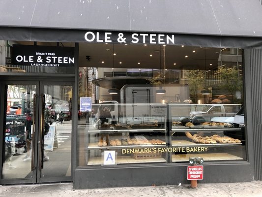 Ole & Steen by null
