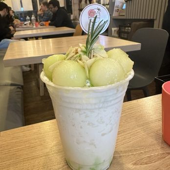 NaYa Dessert Cafe - Small melon shaved snow - Desserts Near Me - San Francisco, California NaYa Dessert Cafe - Small melon shaved snow - Desserts Near Me - San Francisco, California