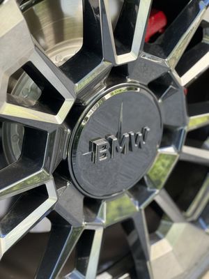 MOMENTUM BMW - Updated February 2026 - 143 Photos & 440 Reviews - 9570