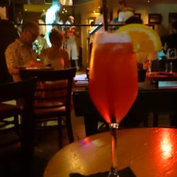 Shapko Bar - Cosmopolitan i konstigt glas.