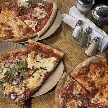 Piecasso - Pizza Near Me - Stowe, Vermont