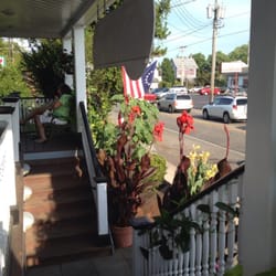 The Black Duck on Sunset