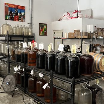OENO Winemaking - Da wine - Wineries Near Me - Kailua, Hawaii