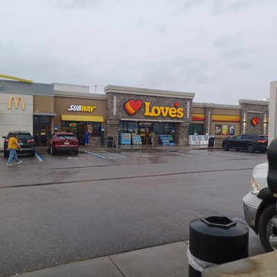 Love's Travel Stop by null