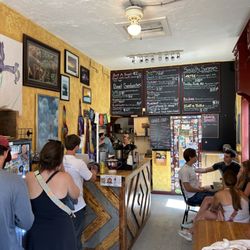 Butte Bagels - Inside
