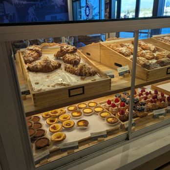 Paris Baguette - Selection - Coffee & Tea Near Me - Lynnwood, Washington Paris Baguette - Selection - Coffee & Tea Near Me - Lynnwood, Washington