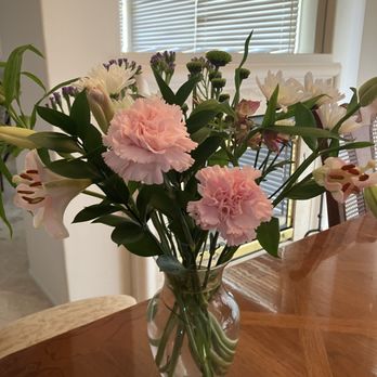 Avas Flowers - Florists Near Me Avas Flowers - Florists Near Me