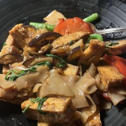 Pad Kee Mao (Drunken Noodles) Pad Kee Mao (Drunken Noodles)