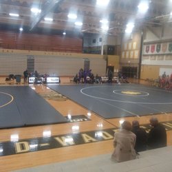 Harold L. Richards High School - Wrasslin!