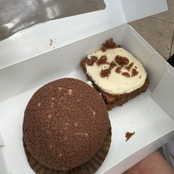 Sweet Diplomacy - Chocolate cream puff and carrot cake - Gluten-Free Near Me - Los Altos, California Sweet Diplomacy - Chocolate cream puff and carrot cake - Gluten-Free Near Me - Los Altos, California