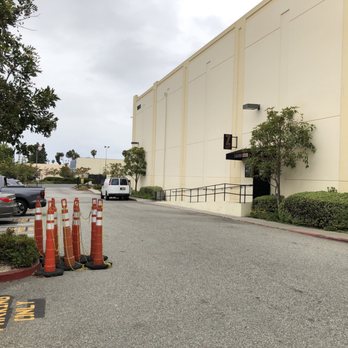 Z Gallerie Clearance Center Closed 182 Photos 186 Reviews Home Decor 1855 W 139th St Gardena Ca Phone Number Yelp Z Gallerie Clearance Center, Z Gallerie Corporate Office Gardena Ca