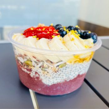 Roots & Rye - Acai Bowl Acai, chia pudding, pumpkin seeds, granola, almonds, banana, blue berry, strawberry, honey and bee pollen - Acai Bowls Near Me - Pasadena, California Roots & Rye - Acai Bowl Acai, chia pudding, pumpkin seeds, granola, almonds, banana, blue berry, strawberry, honey and bee pollen - Acai Bowls Near Me - Pasadena, California