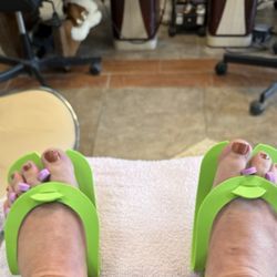 Envy Nails - Very nice pedicure!