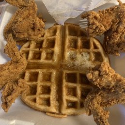 fried chicken and waffles fried chicken and waffles