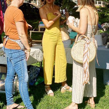 Wicker Park - See and be seen at the Market. June 2, 2019 - Farmers Market Near Me - Chicago, Illinois