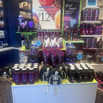 Bath & Body Works - Perfume Near Me - San Diego, California