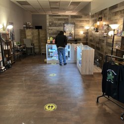 CBD N’ Stuff - Inside look at store