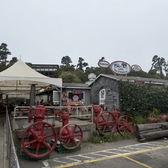 HarborView Bistro & Bar - View from the parking lot - Breakfast & Brunch Near Me - Fort Bragg, California HarborView Bistro & Bar - View from the parking lot - Breakfast & Brunch Near Me - Fort Bragg, California