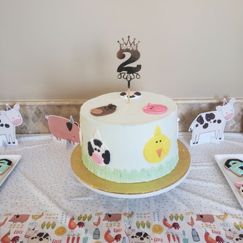 Sugar Dot Bake Shop - Animal farm cake - Desserts Near Me Sugar Dot Bake Shop - Animal farm cake - Desserts Near Me