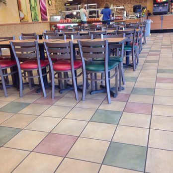 Subway - Seating area - Sandwiches Near Me - Los Alamos, New Mexico