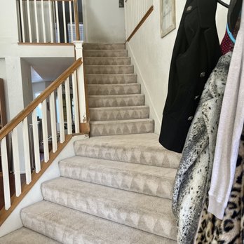 Blue Spot Carpet Cleaning - Stairs now are looking amazing - Carpet Cleaning Near Me Blue Spot Carpet Cleaning - Stairs now are looking amazing - Carpet Cleaning Near Me