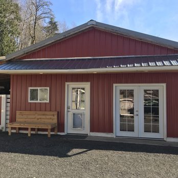 Misty Valley Farm - Wineries Near Me - Carnation, Washington