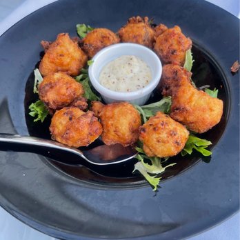 Yellow Dog Cafe - Seafood Near Me - Malabar, Florida Yellow Dog Cafe - Seafood Near Me - Malabar, Florida