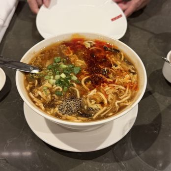 Din Tai Fung - Hot & Sour Soup - Shanghainese Near Me - Costa Mesa, California Din Tai Fung - Hot & Sour Soup - Shanghainese Near Me - Costa Mesa, California
