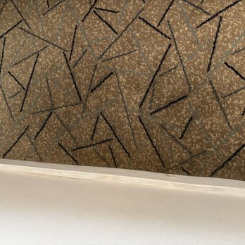 Hilton Birmingham Metropole - Wet carpet - Hotels Near Me - Birmingham, XWM