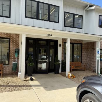 Animal Wellness Center - Front of Animal Wellness Center - Veterinarians Near Me - Crozet, Virginia Animal Wellness Center - Front of Animal Wellness Center - Veterinarians Near Me - Crozet, Virginia