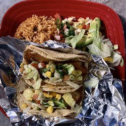 Red Habanero - Fish tacos with mango salsa