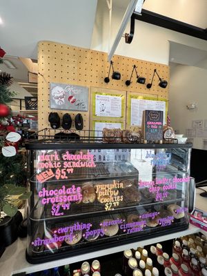 SAVANNAH - Big Bon Bodega by null