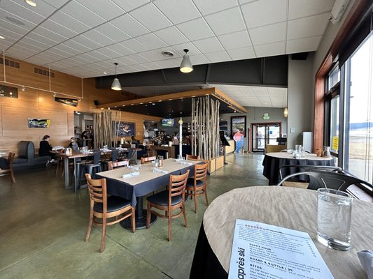Forage Bistro & Lounge by null