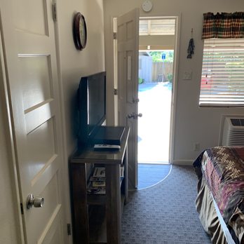 Sequoia Lodge - Hotels Near Me - Kernville, California