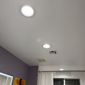 Neptune Electric - New recessed lighting in the bathroom - Electricians Near Me - Las Vegas, Nevada Neptune Electric - New recessed lighting in the bathroom - Electricians Near Me - Las Vegas, Nevada