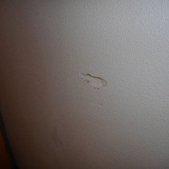 Econo Lodge - Door stopper would have fixed this. - Hotels Near Me - Wakeeney, Kansas