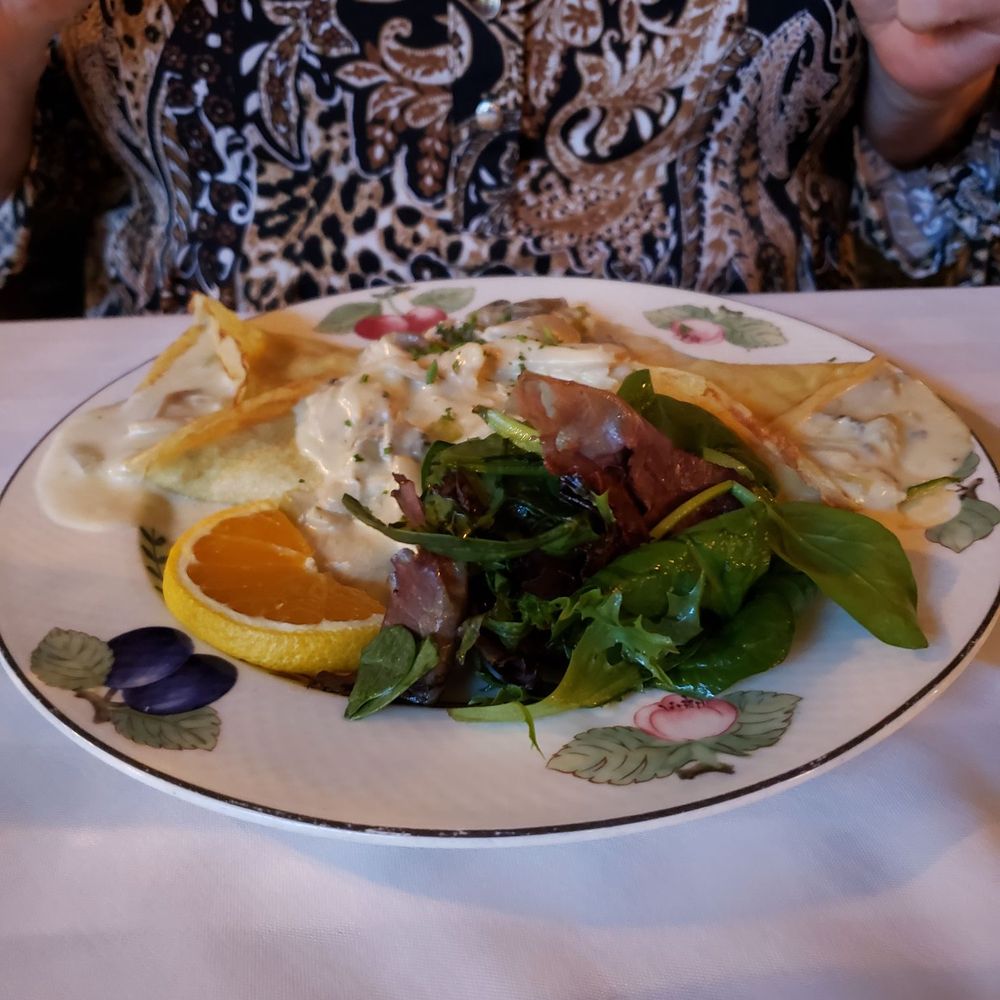 Suzette's Creperie - Chicken crepe - French Near Me - Wheaton, Illinois